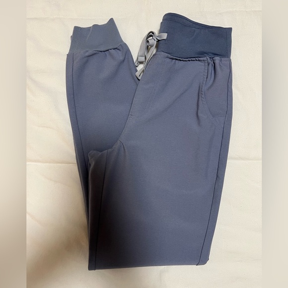 Figs Scrub Set - Picture 2 of 4